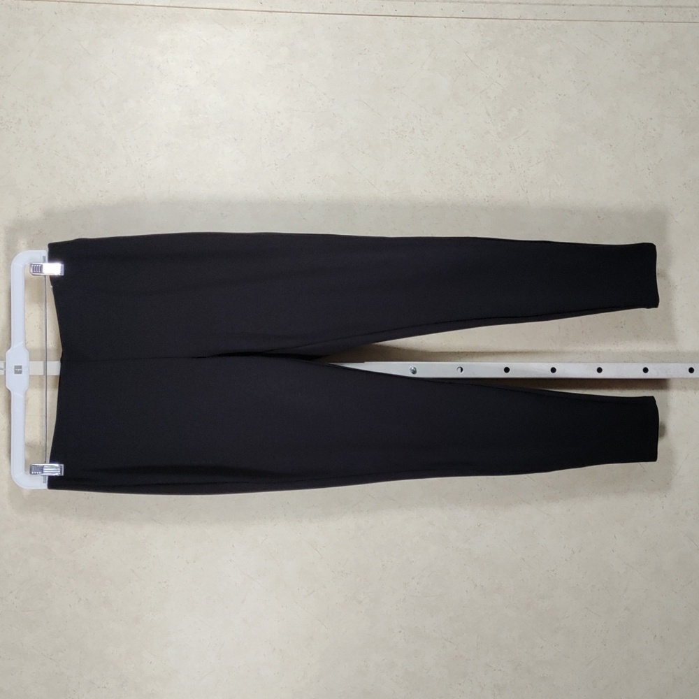 4174 Chico's black Ultimate Fit Knit Leggings 0 4 NWT